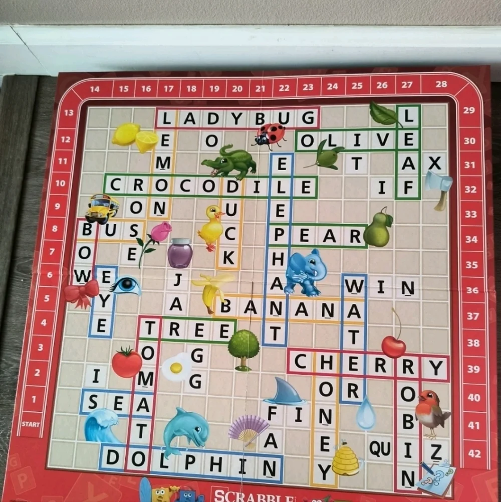 Hasbro Scrabble Junior Kids Board Game - Colorful Characters Crossword
